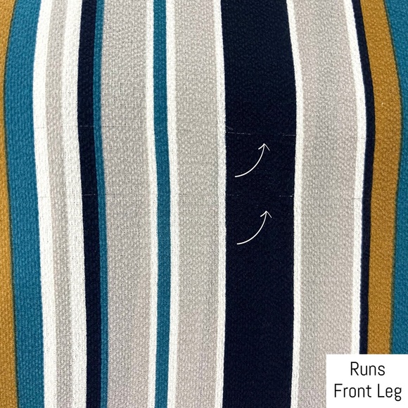 Monteau- Blue Gray Stripe Wide Leg Jumpsuit Size Large (Juniors). - Picture 11 of 12